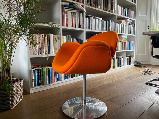 Image 1 of 2x Originele Artifort Little Tulip Stoelen (Pierre Paulin)