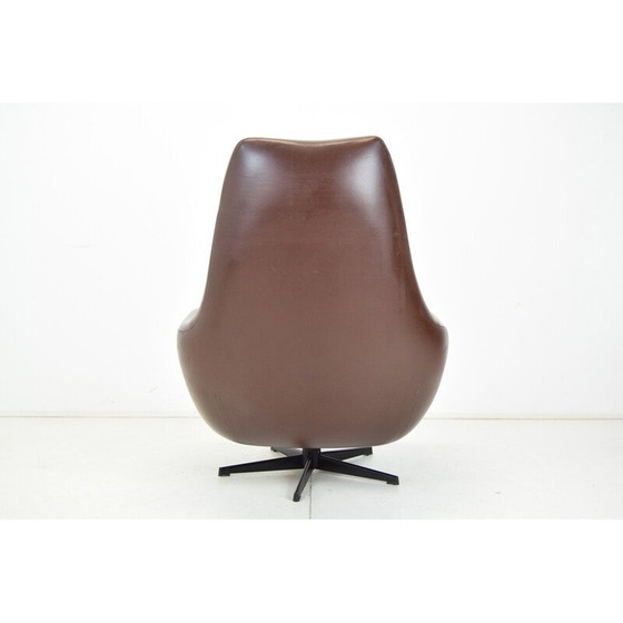 Image 1 of Mid-eeuwse draaifauteuil in kunstleer, Tsjecho-Slowakije 1980