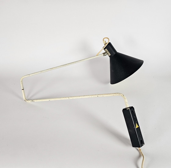 Image 1 of Anvia - Ontwerp J.J.M. Hoogervorst - Model 7058 - 'Swingarm' - Wandlamp - 1950'S