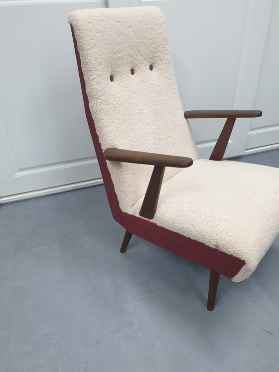 Image 1 of Vintage Easychair Nieuw Gestoffeerd.