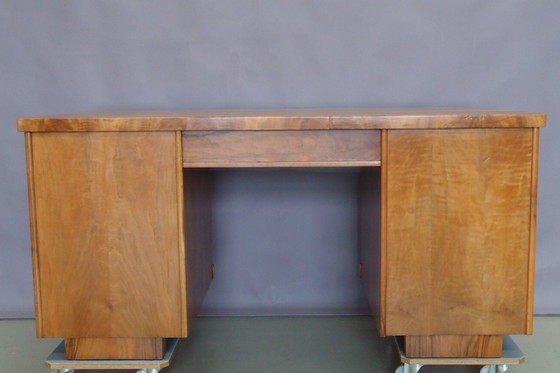 Image 1 of Vintage bureau