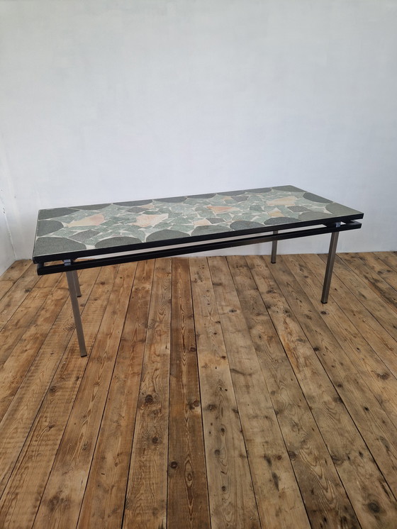 Image 1 of Mid century natuurstenen tafel