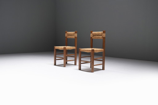 Sentou stoelen geselecteerd door Charlotte Perriand