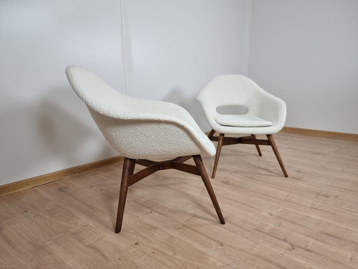 2x Miroslav Navratil Shell Fauteuils