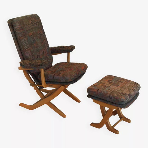 Image 1 of Opklapbare fauteuil en voetensteun, jaren 70.