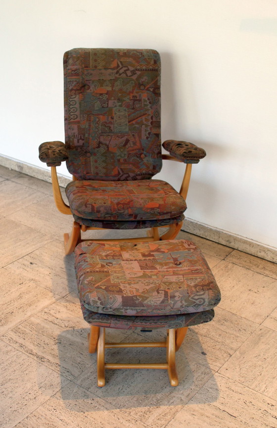 Image 1 of Opklapbare fauteuil en voetensteun, jaren 70.