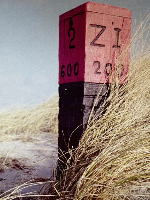 Foppe Schut - Strandpaal Schiermonnikoog