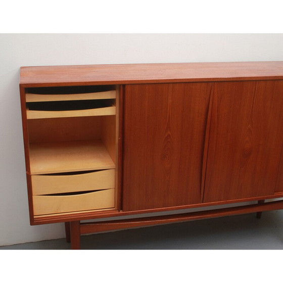 Image 1 of Vintage highboard in teak met schuifdeuren, jaren 1960