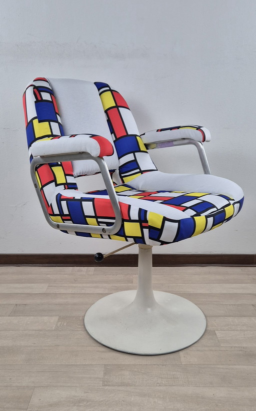 Vintage draaifauteuil, 1976