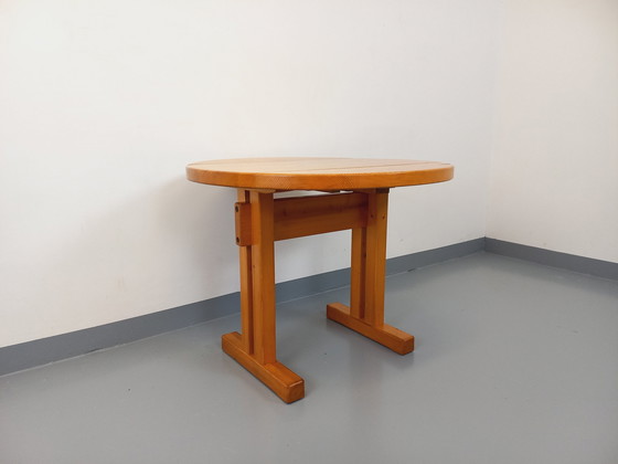 Image 1 of Charlotte Perriand Les Arcs Vintage Ronde Grenen Eettafel 60s 70s