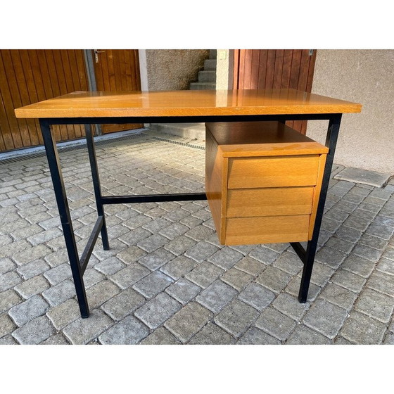 Image 1 of Vintage bureau in eikenfineer en zwartgelakte stalen structuur