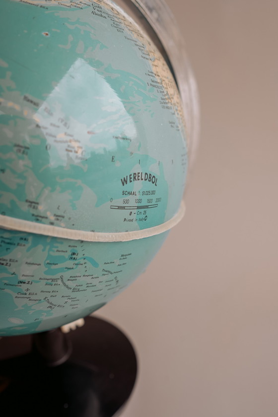 Image 1 of Vintage globe lamp