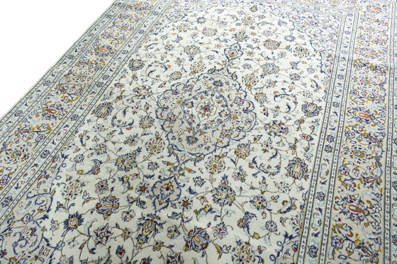 Image 1 of 303 X 196 Cm Handgeknoopt Keshan Vloerkleed In Beige