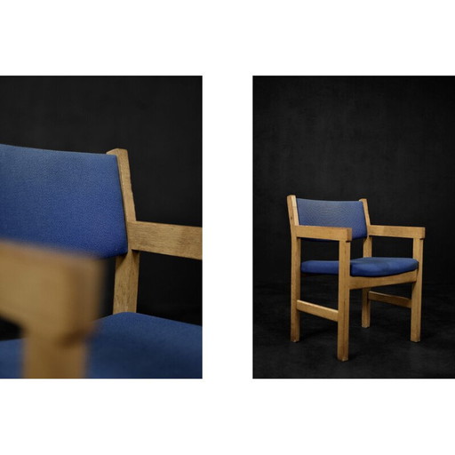 Vintage Deense eikenhouten en blauwe stoffen fauteuil van Hans J. Wegner voor Getama, jaren 1960