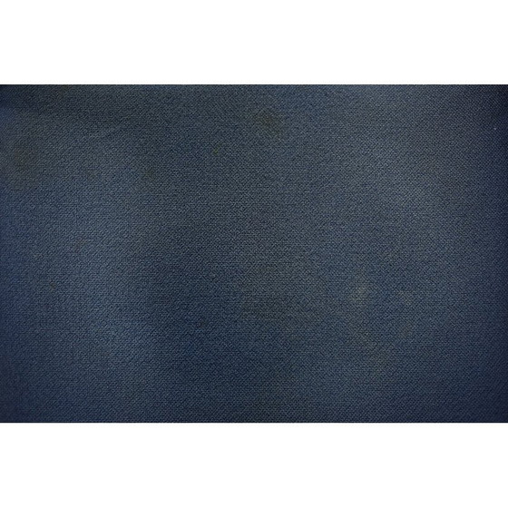 Image 1 of Vintage Deense eikenhouten en blauwe stoffen fauteuil van Hans J. Wegner voor Getama, jaren 1960