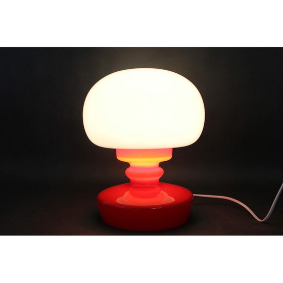 Image 1 of Vintage rood glazen tafellamp van Stepan Tabery, Tsjecho-Slowakije 1970