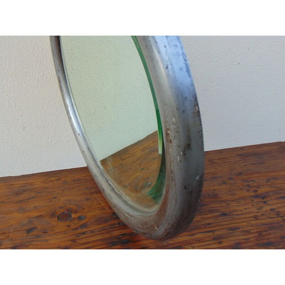 Image 1 of Vintage ovale spiegel met aluminium rand, jaren 1940