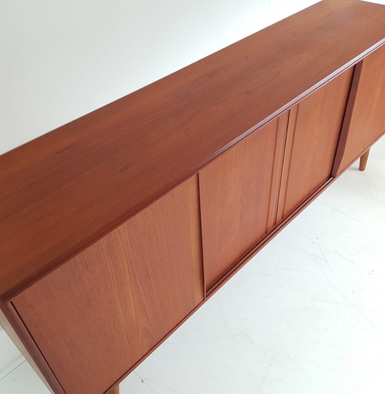 Image 1 of Vintage Deens Midboard Teak Dressoir