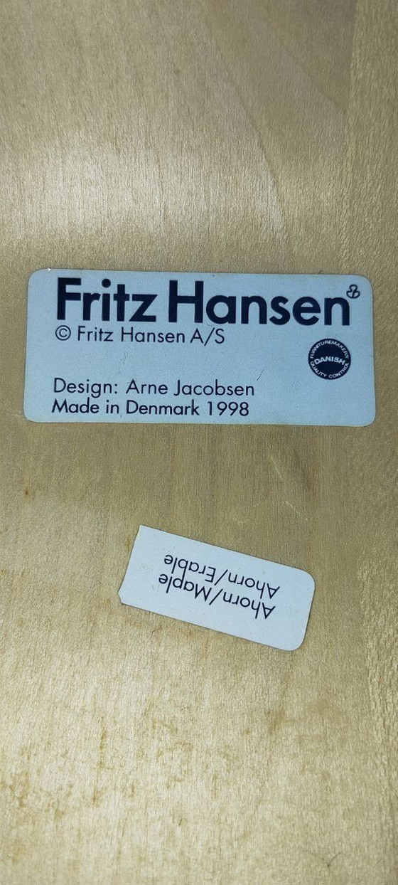 Image 1 of 2x Arne Jacobsen voor Fritz Hansen Serie 7 eetkamerstoelen/bijzettafels