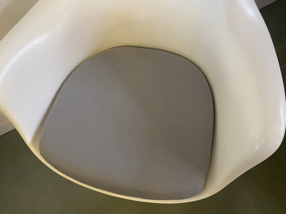 Image 1 of 4x Vervangend Kussen Tulip Armchair licht grijs