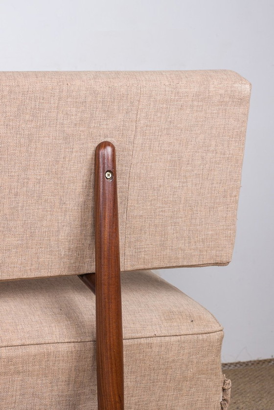 Image 1 of Grand Sofa, slaapbank, Scandinavisch teak en stof Nieuw 1960.