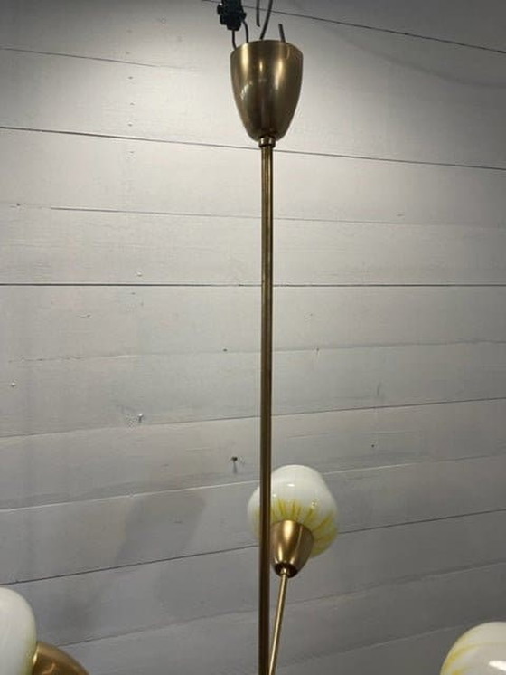 Image 1 of Vintage hanglamp ArtDeco 3xarm wit/geel glas koper