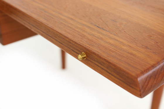 Image 1 of Mikael Laursen Deense XXL Teak Eettafel met 2 inlegbladen