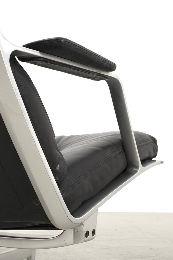 Image 1 of 2x Fabricius & Kastholm FK85 fauteuils