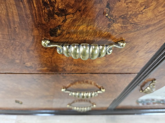 Image 1 of Groot Art Decò Dressoir In Mahonie Burl Met Esdoorn Inlegwerk