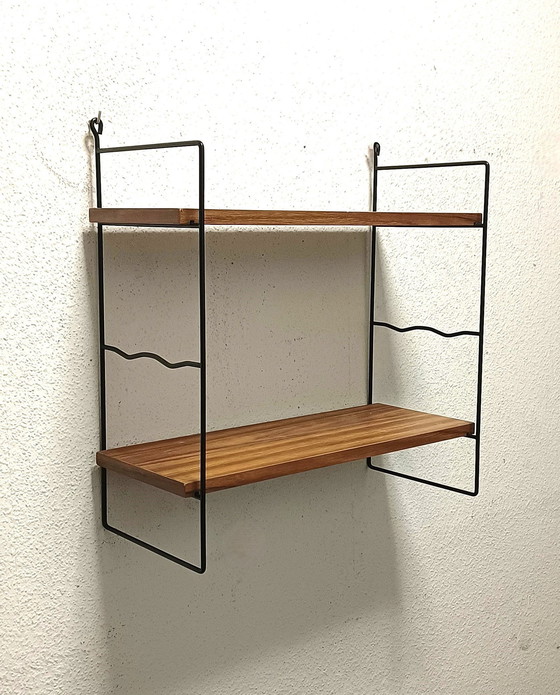 Image 1 of Vijftiger Jaren Wandrek Met Twee Planken 