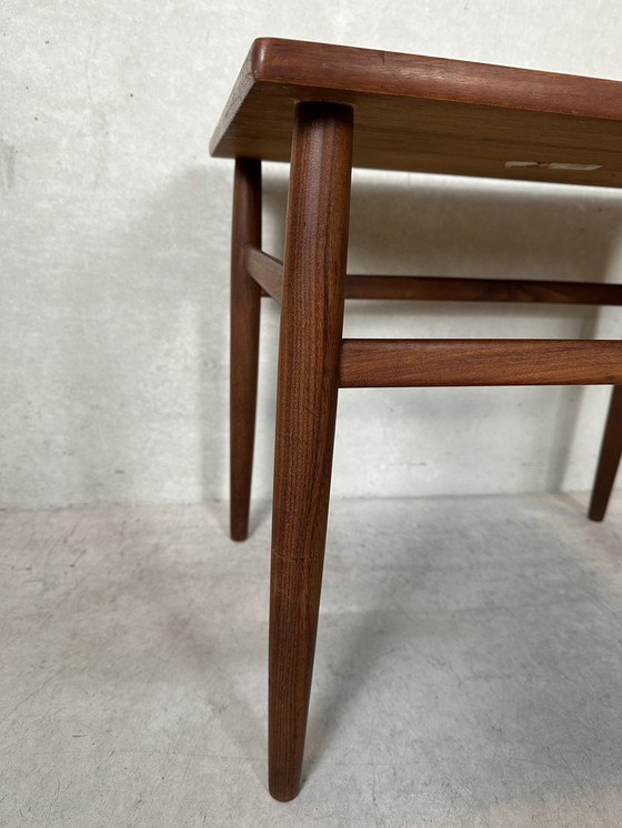 Image 1 of Vintage Bijzettafel - Teak - O.M.F.