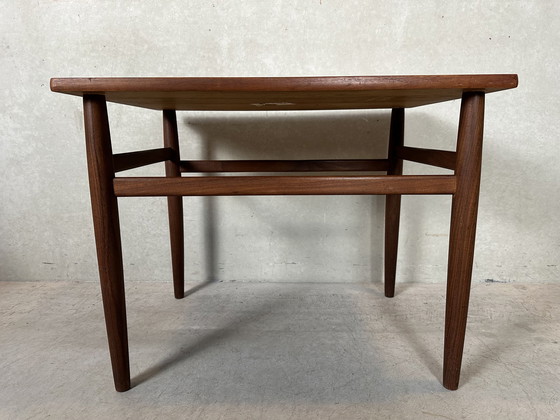 Image 1 of Vintage Bijzettafel - Teak - O.M.F.