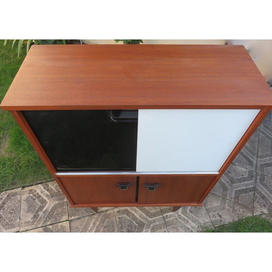 Image 1 of Vintage highboard met glazen schuifdeuren, Frankrijk 1955