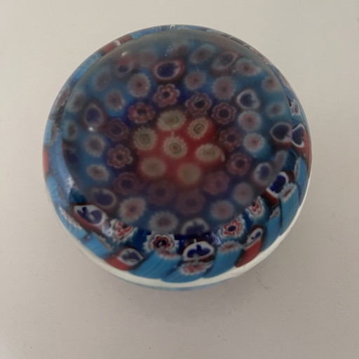 Murrrina Ook Bekend Als Millefiori Glas Uit Murano It. Gewicht Circa 500 Gram - Omtrek 20 Cm.