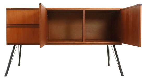 Image 1 of Vintage compact sideboard dressoir kast 'Halton Gil' 
