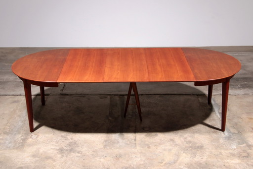 Teakhouten eettafel uit de jaren 1960 van Henning Kjærnulf Model 62