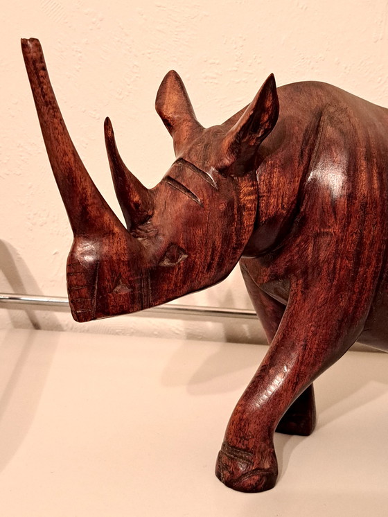 Image 1 of Vintage neushoorn van ebbenhout