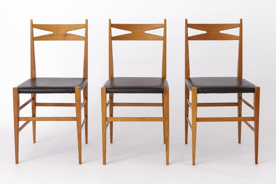 Image 1 of 3 Vintage eetkamerstoelen 1970S - Duits ontwerp