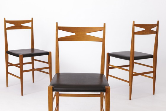 Image 1 of 3 Vintage eetkamerstoelen 1970S - Duits ontwerp