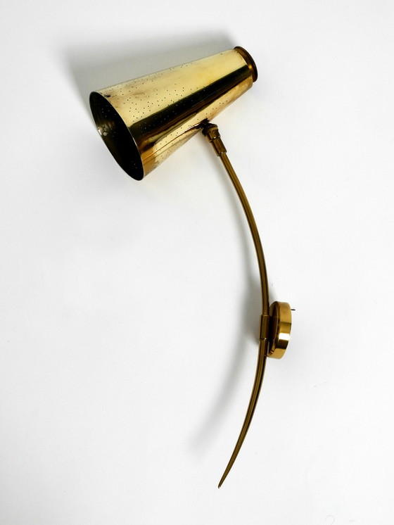 Image 1 of Grote italiaanse Mid-Century Moderne messing wandlamp