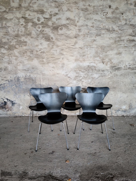 Image 1 of 5x Vintage Fritz Hansen Arne Jacobsen 3107 Stoel Stoelontwerp 1984 Patina