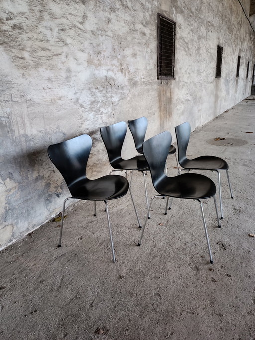 5x Vintage Fritz Hansen Arne Jacobsen 3107 Stoel Stoelontwerp 1984 Patina