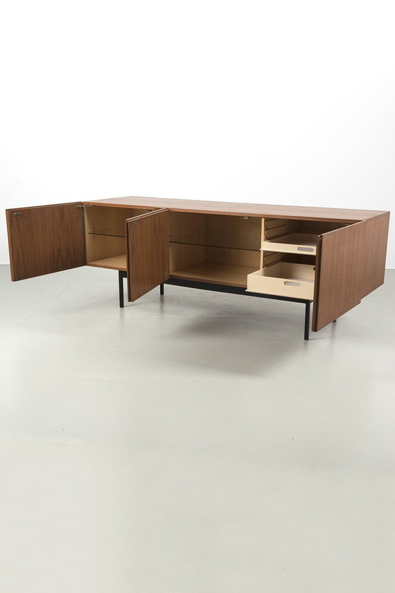 Image 1 of Minimalistisch Behr Dressoir Van Dieter Waeckerlin 69039