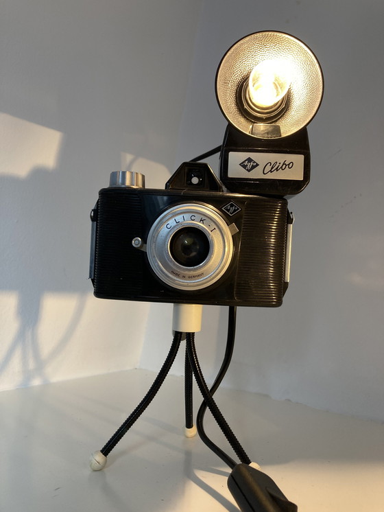 Image 1 of Vintage Cameralamp Met Retro Flits