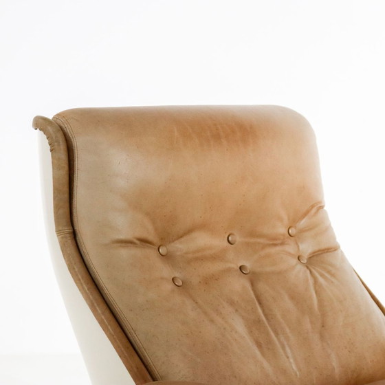 Image 1 of Airborne Orchid Fauteuil Michel Cadestin