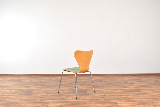 Image 1 of Mid Century Model 3107 Stoelen Van Arne Jacobsen Voor Fritz Hansen, 1987