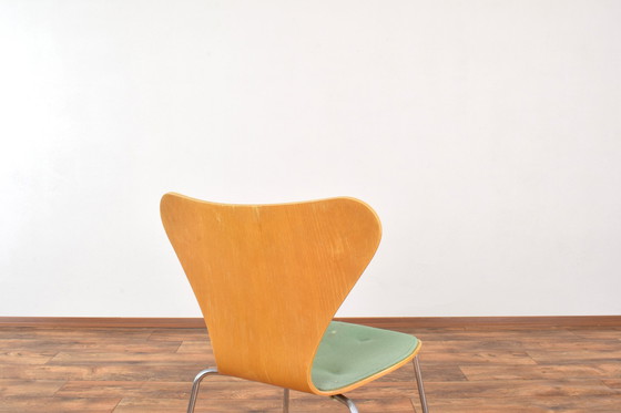 Image 1 of Mid Century Model 3107 Stoelen Van Arne Jacobsen Voor Fritz Hansen, 1987