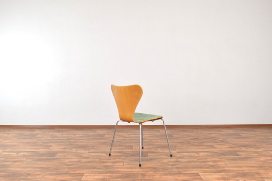 Image 1 of Mid Century Model 3107 Stoelen Van Arne Jacobsen Voor Fritz Hansen, 1987