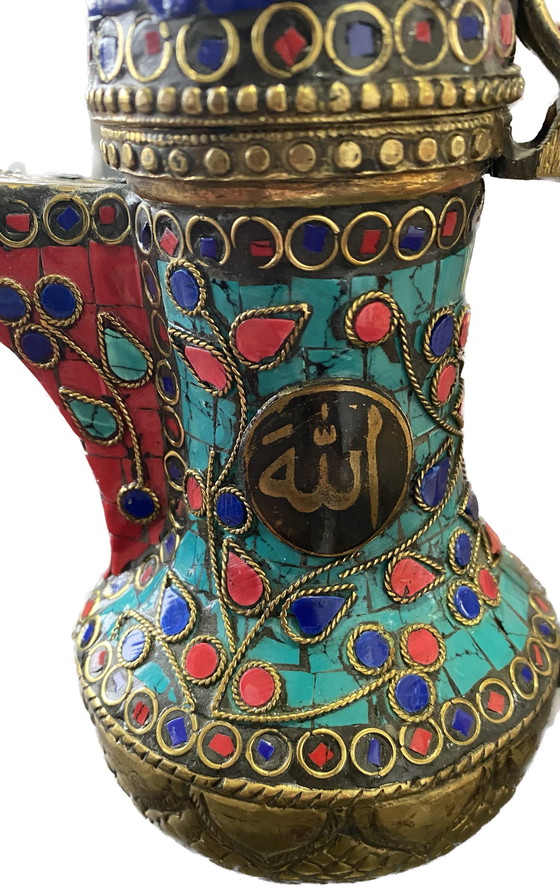 Image 1 of Unieke Handgemaakte Bronzen Theepot Uit Kashmir Met Edelstenen