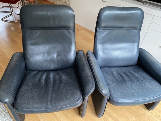 Image 1 of 2x De Sede Fauteuils Type Ds50. Donkerblauw